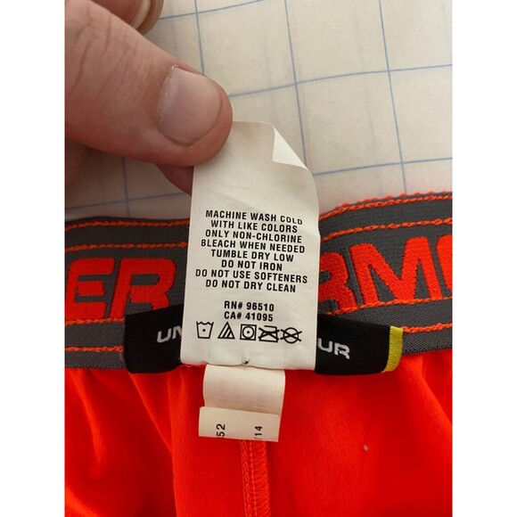 Boys XL Shorts Under Armour Orange Athletic Pockets Lightweight Cargo - Picture 9 of 10